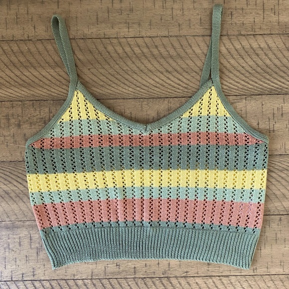 🔅 Woman’s 2 Piece Knitted Stripped Skirt and Crop Top🔅 - Picture 4 of 6